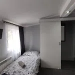 Pod Lwem Πανδοχείο *