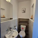 Pod Lwem Πανδοχείο