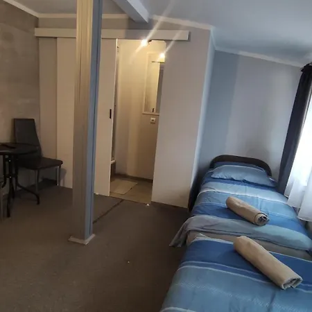 Pod Lwem Mini-hôtel