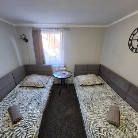 Pod Lwem Inn Trzebnica