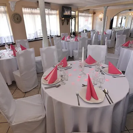 Pod Lwem * Trzebnica