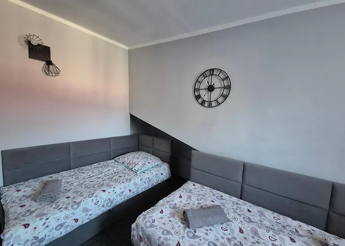 Pod Lwem * Trzebnica